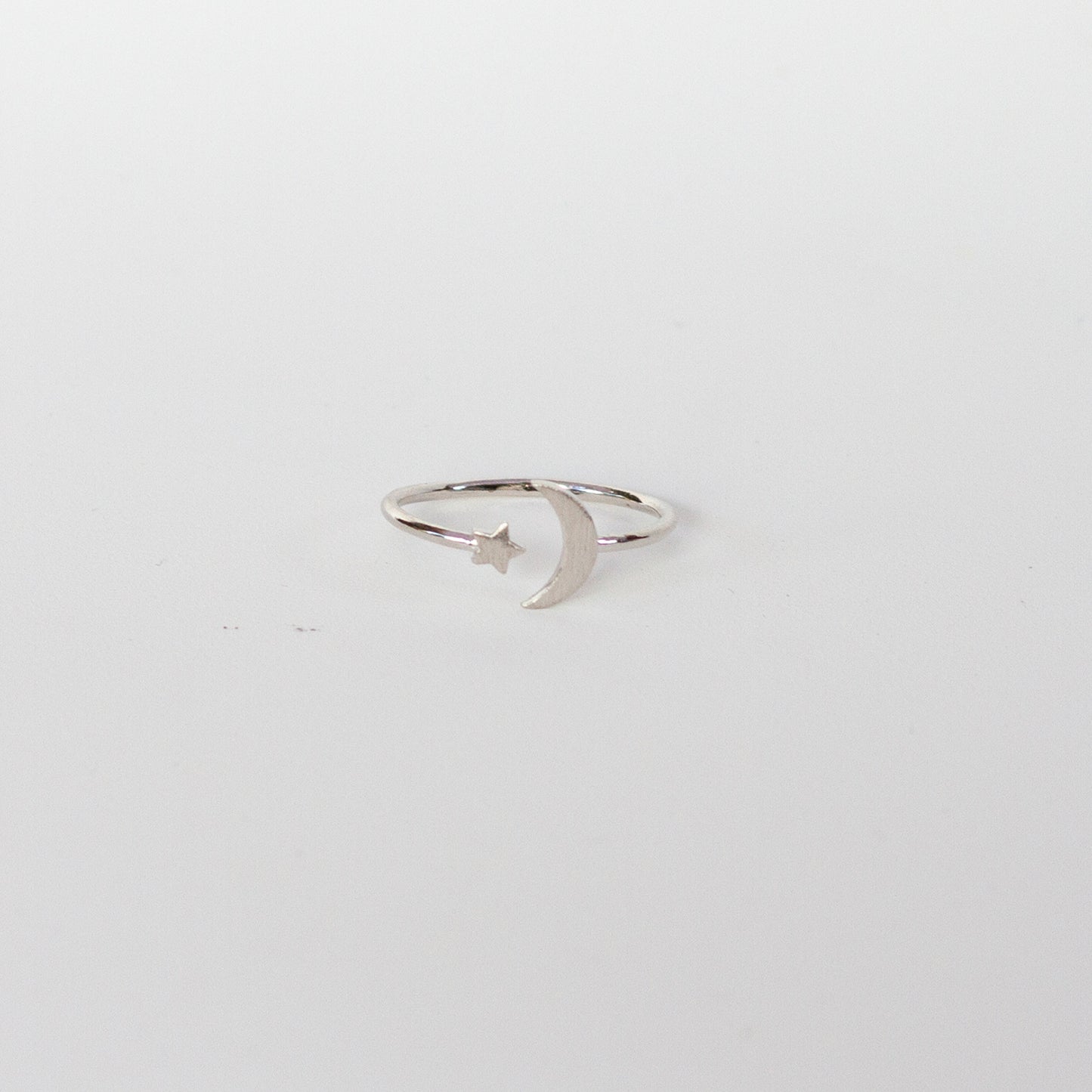 Star and Moon Charm Ring / Silver - Sugar Rose