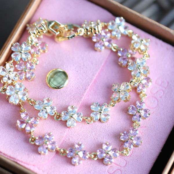 Flower Cluster Tennis Bracelet